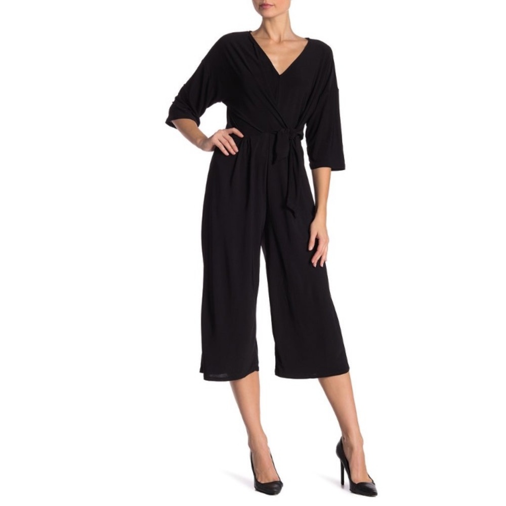 SuperFoxx black cropped bodysuit